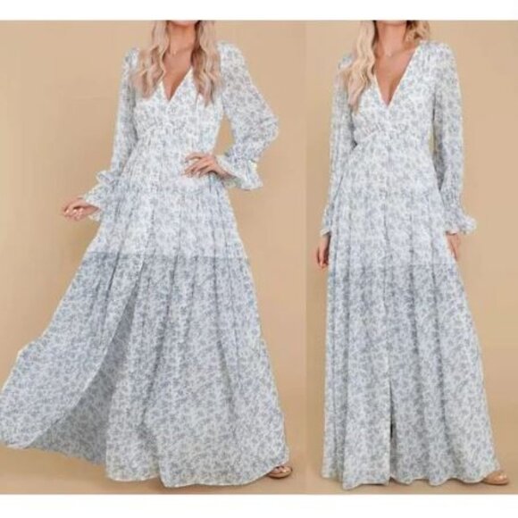 Aakaa Dresses & Skirts - Aakaa | NWT Women's Boutique Blue and White Floral Long Sleeve Maxi Dress - M